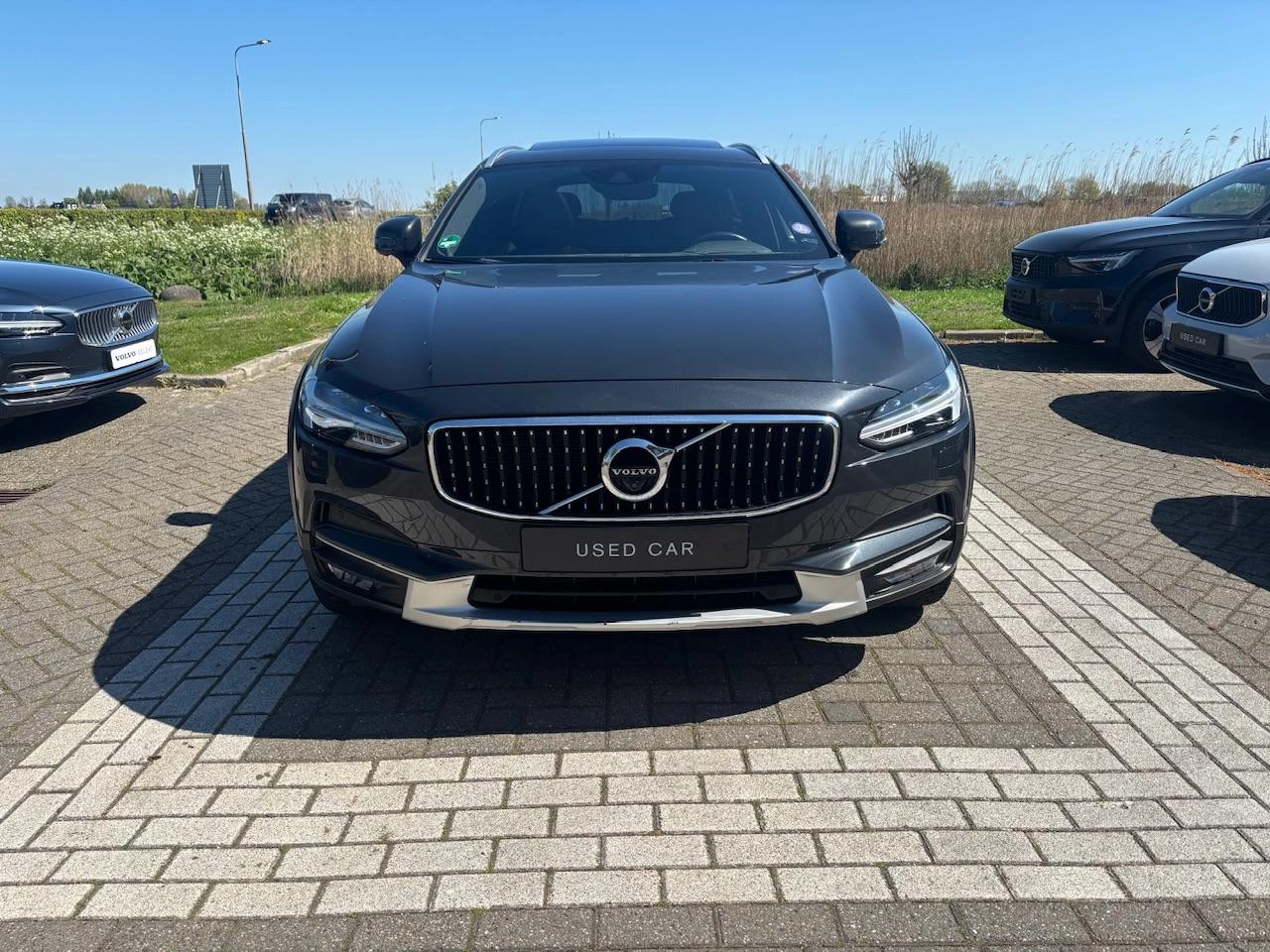 Volvo-V90-image-18