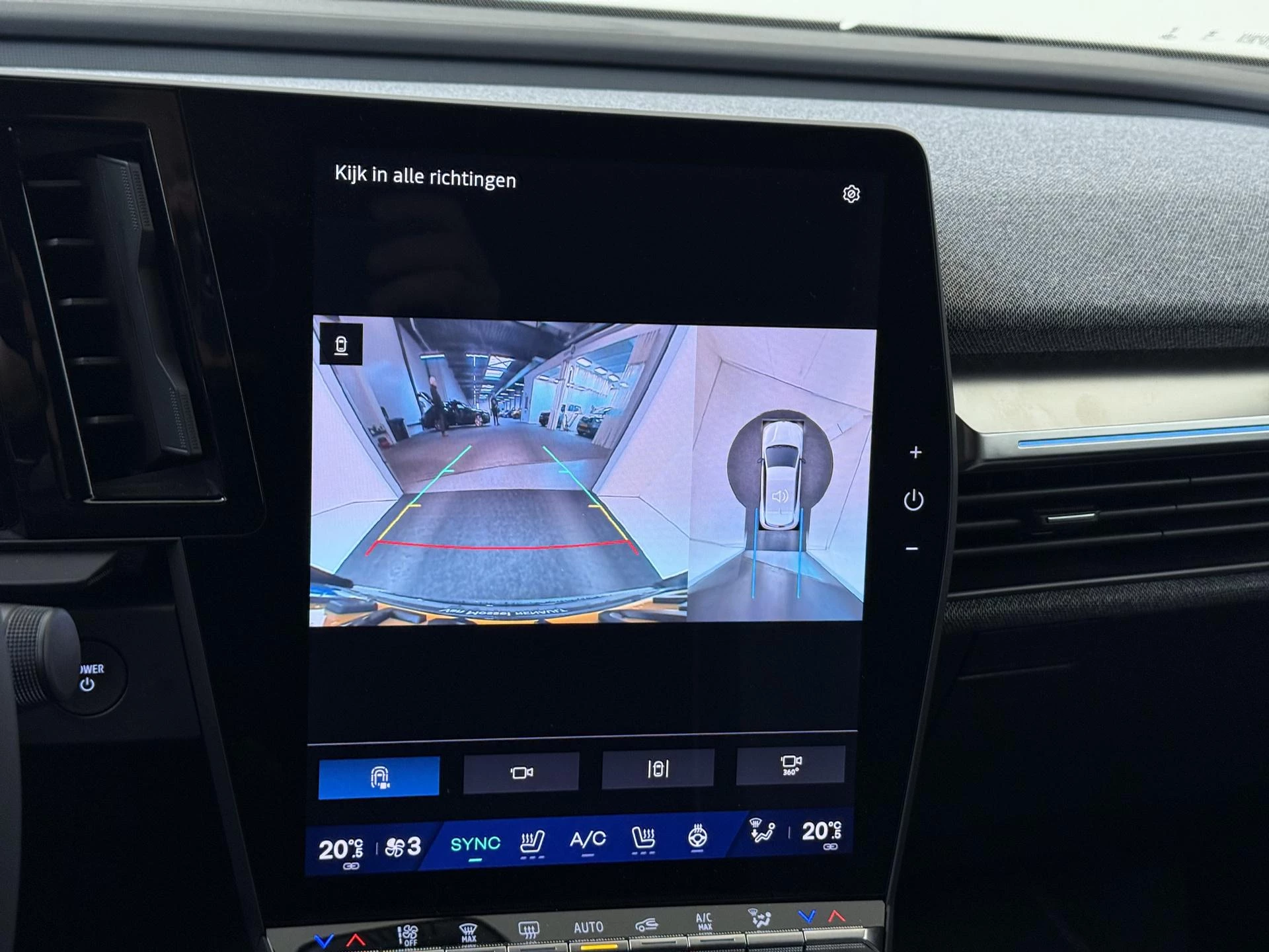 Renault-Megane E-Tech-image-22