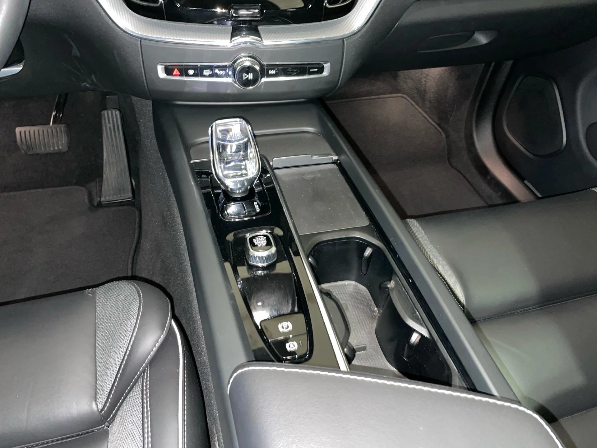 Volvo XC60 2.0 B4 D 4x4 Ultimate Dark Aut.