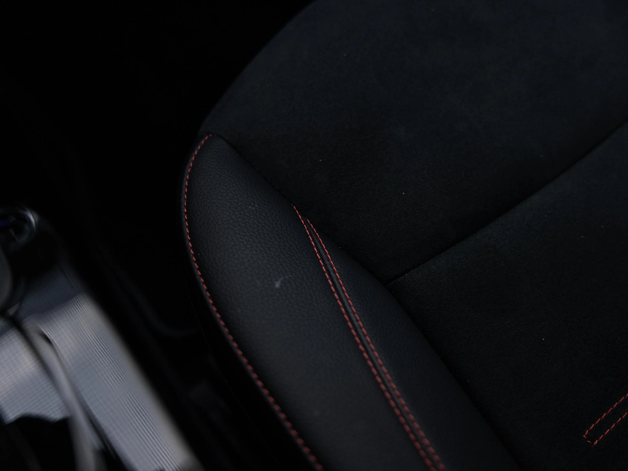 Mercedes-Benz-CLA-image-53