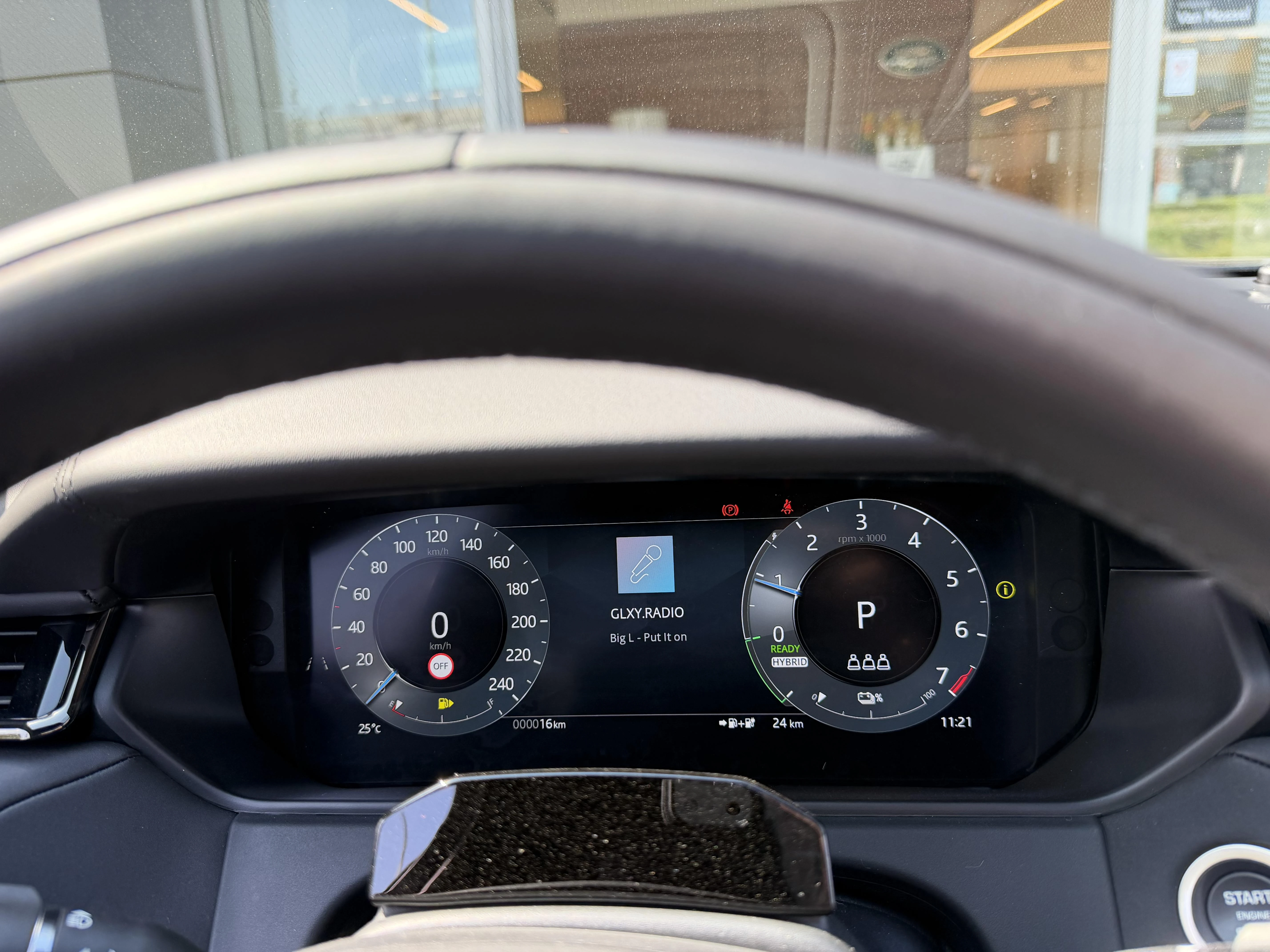 Land Rover Range Rover Velar P400e Belgravia AWD Auto. 26.75MY