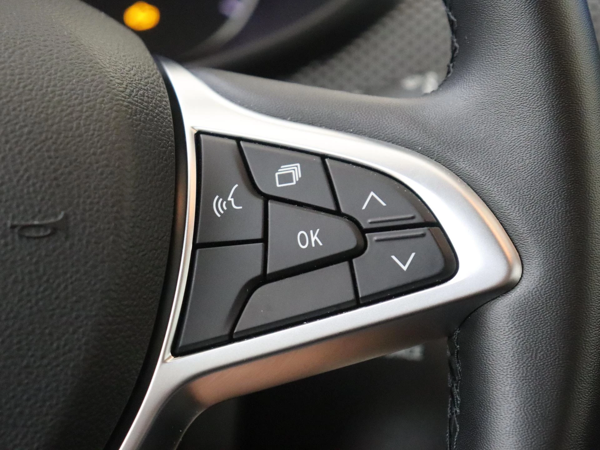 Dacia-Sandero Stepway-image-14