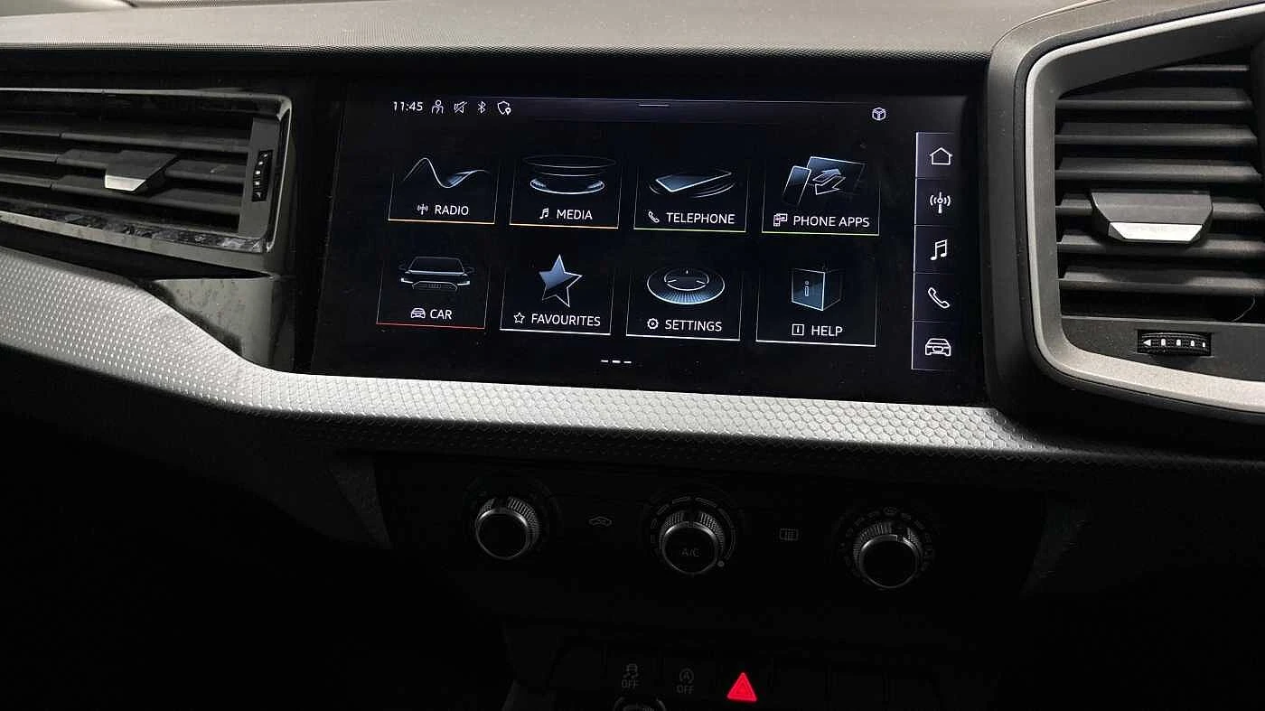 Audi-A1 Sportback-image-7