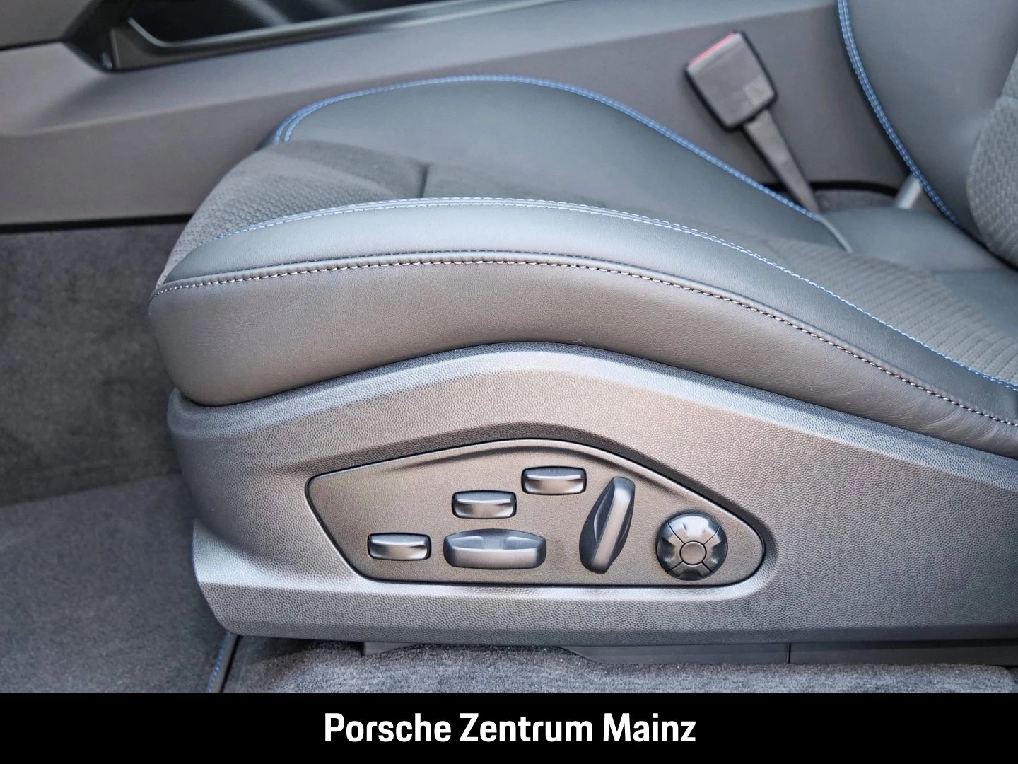 Porsche Macan GTS HA-Lenkung Head-Up BOSE LED-Matrix gts