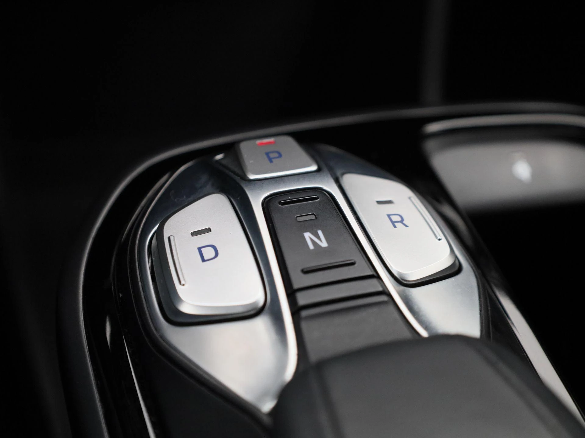 Hyundai-IONIQ-image-24