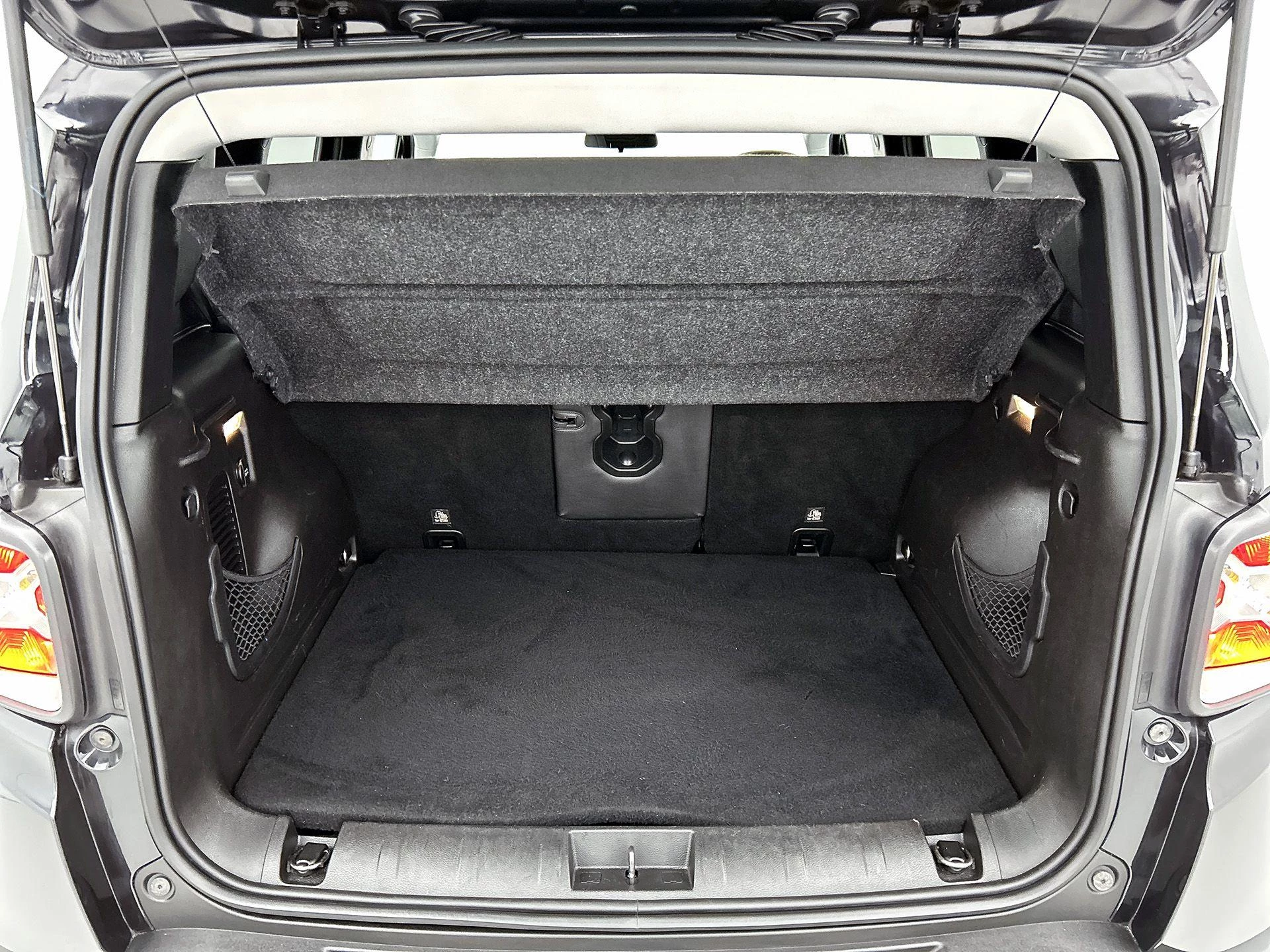 Jeep-Renegade-image-11