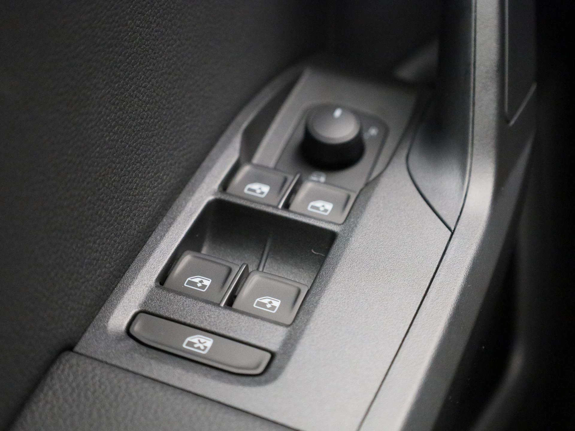 SEAT-Ibiza-image-29