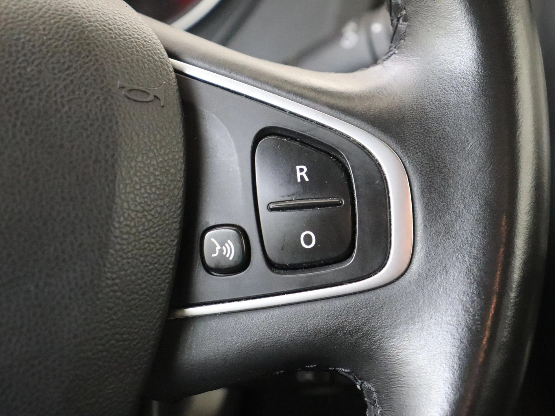 Renault-Captur-image-13
