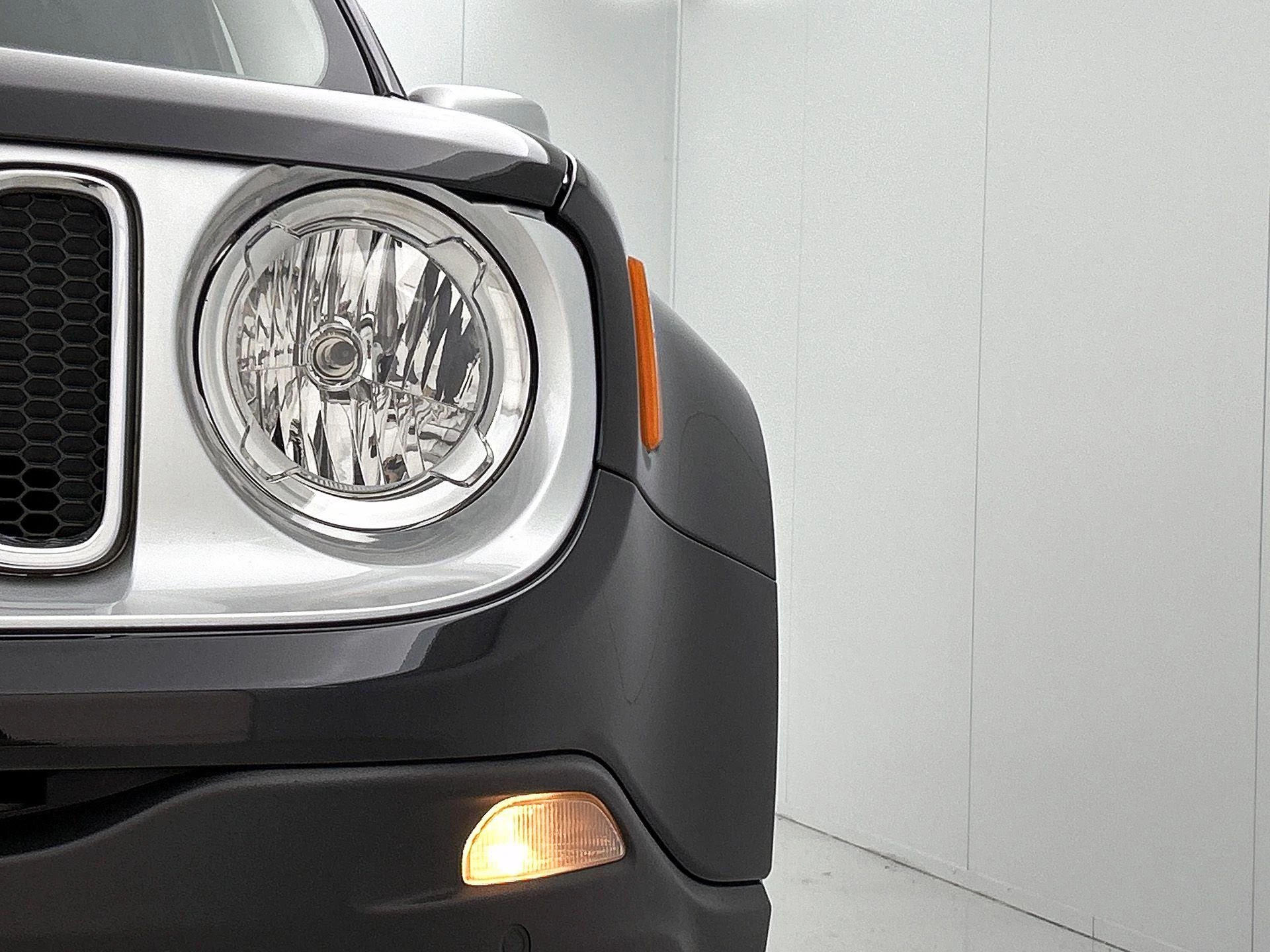 Jeep-Renegade-image-12