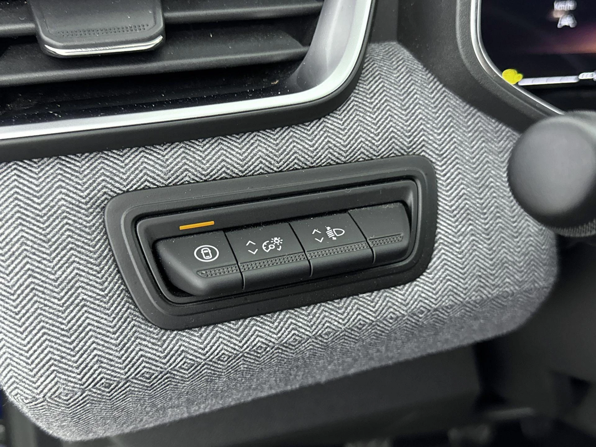 Renault-Clio-image-9