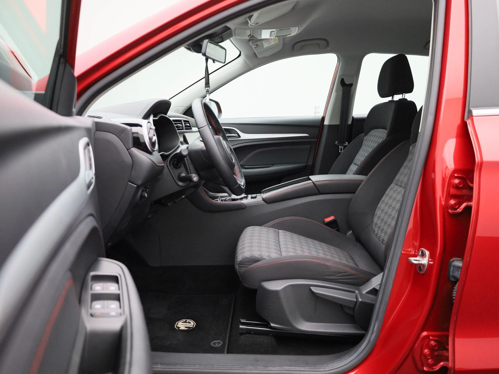 MG-ZS EV-image-10