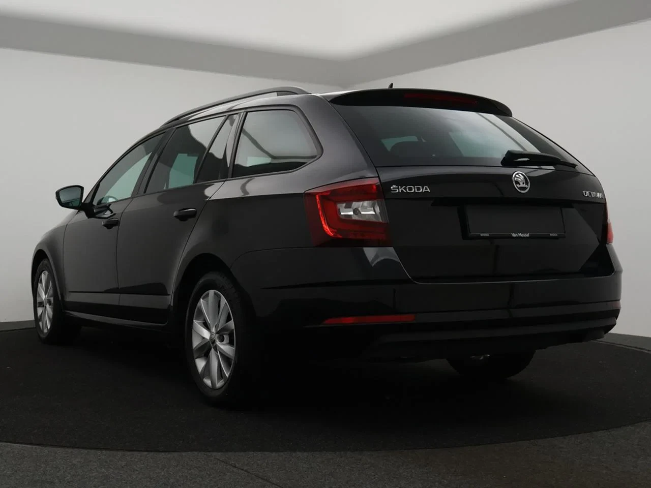 Škoda-Octavia-image-1