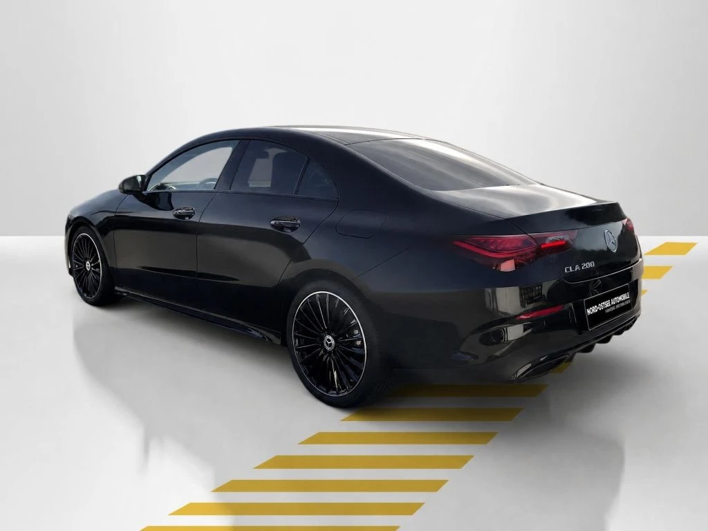 Mercedes-Benz-CLA 200-image-12
