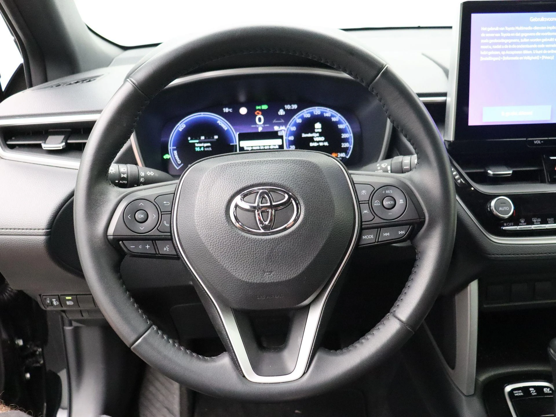 Toyota-Corolla Cross-image-9