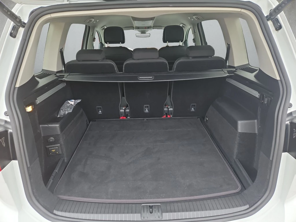 Volkswagen Touran 2.0 TDI DSG Highline *R-line*Kamera*AHK*
