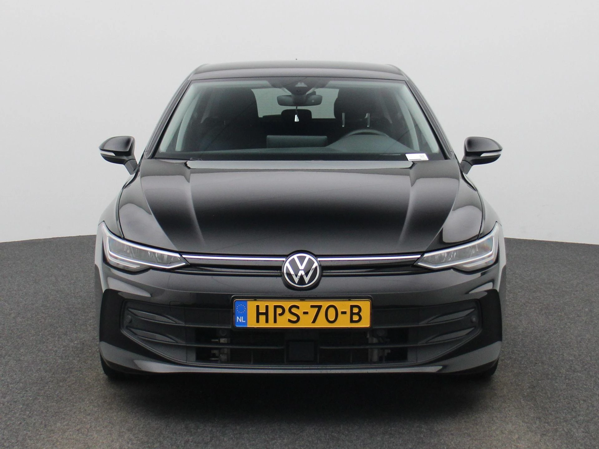 Volkswagen-Golf-image-2