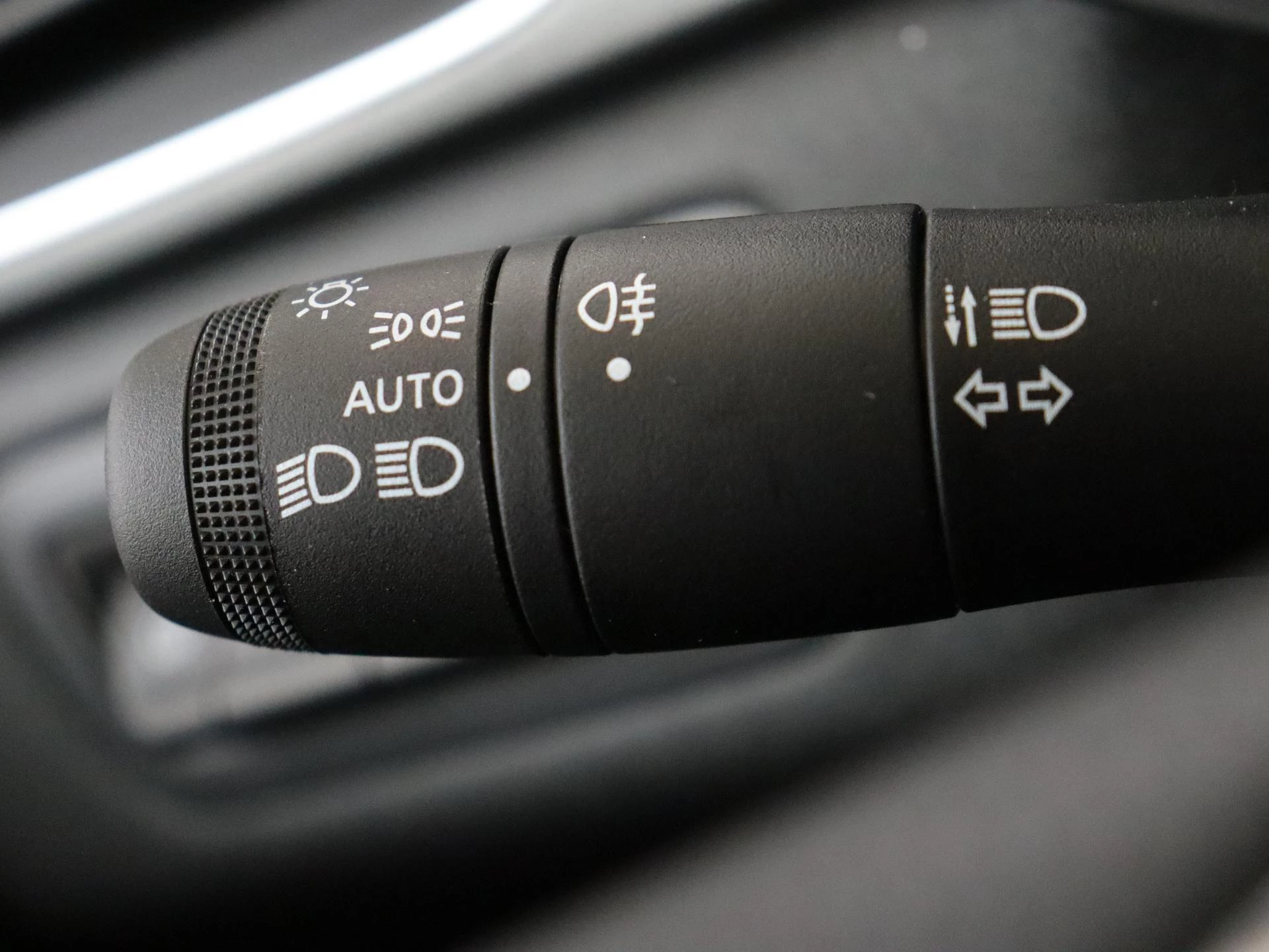 Renault-Captur-image-18