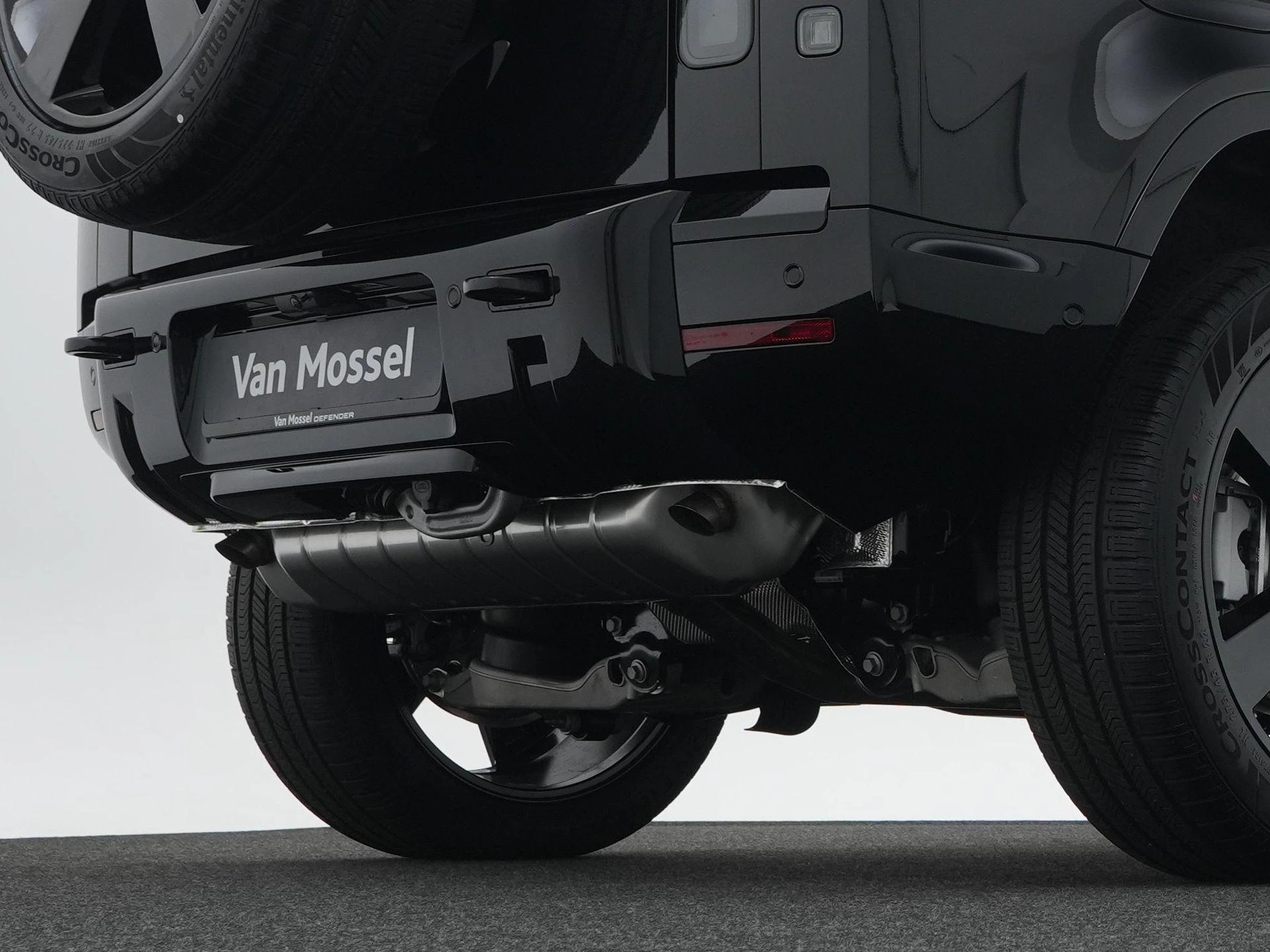 Land Rover-Defender-image-49