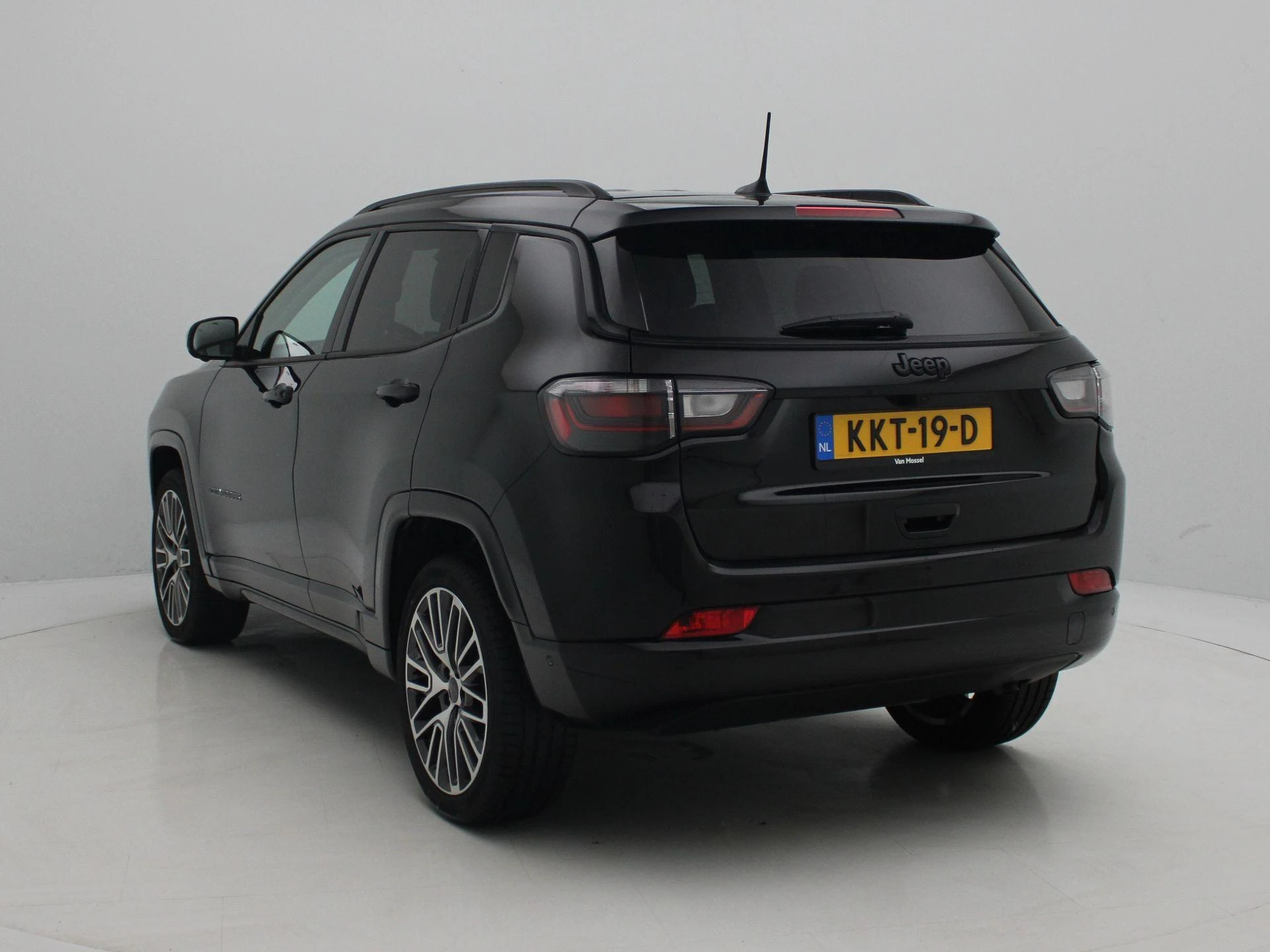 Jeep-Compass-image-2