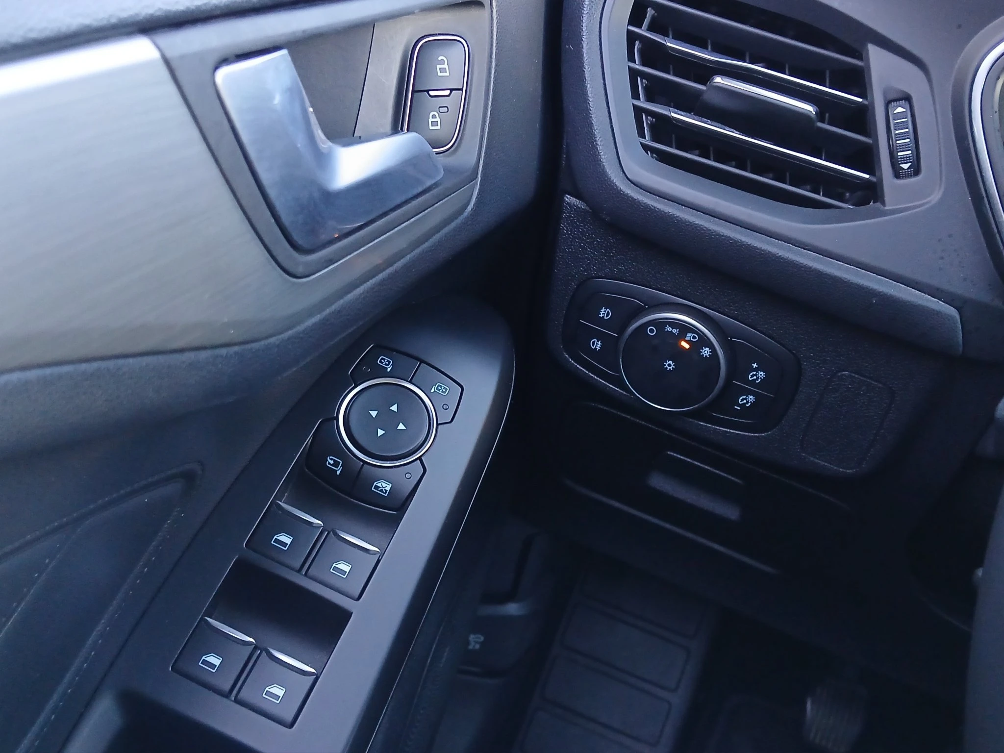 Ford-Focus-image-16