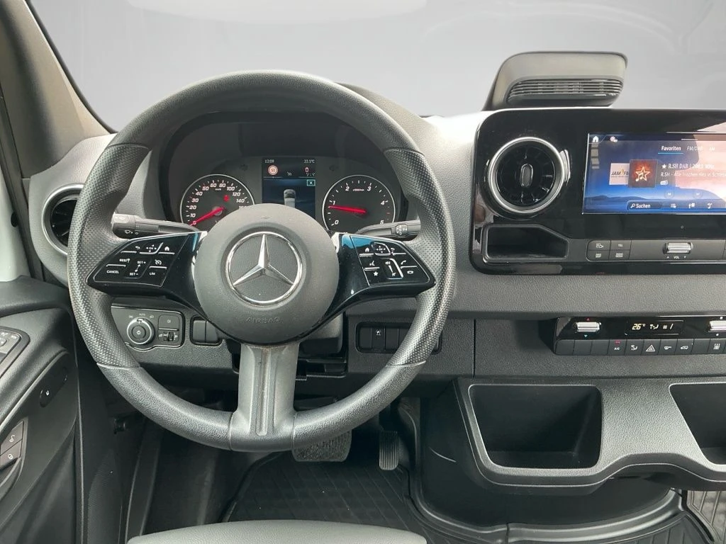 Mercedes-Benz-Sprinter 315-image-13