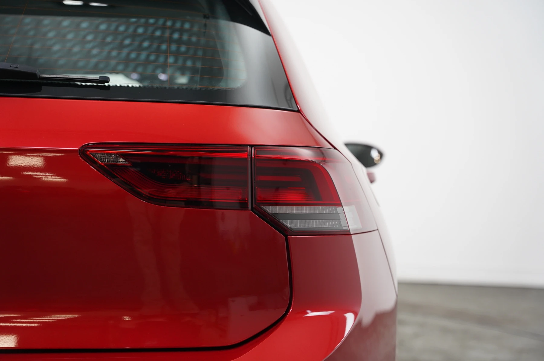 Volkswagen-Golf-image-30