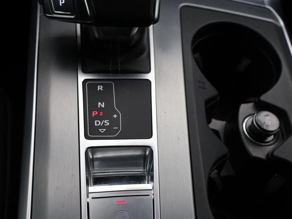 Audi-A6-image-24