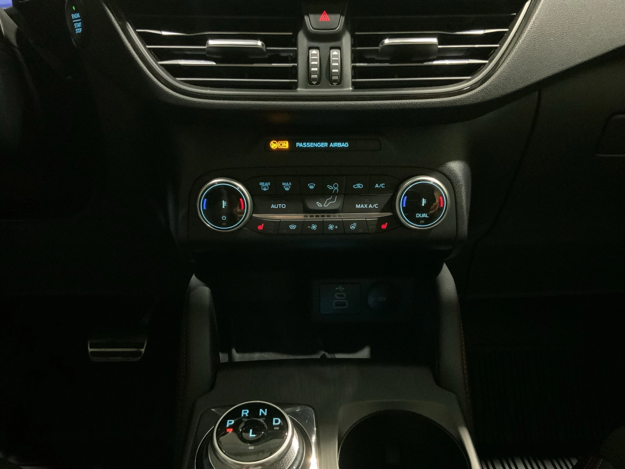 Ford Kuga 2.5 Duratec PHEV ST-Line X Black Package | HUD | Pano | ACC