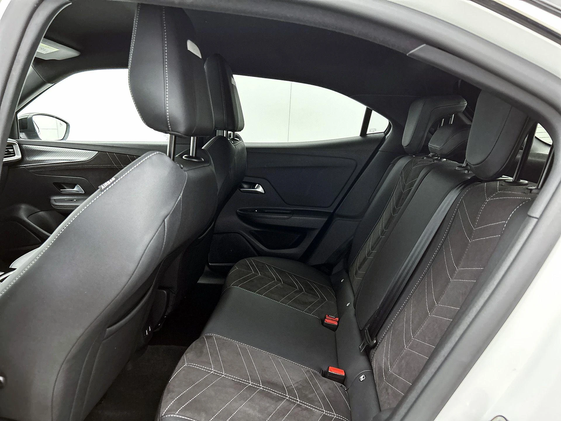 Opel-Mokka-e-image-26