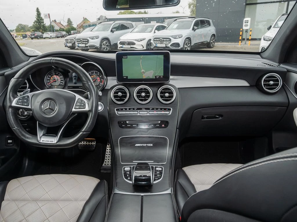 Mercedes-AMG-GLC 63 AMG-image-12