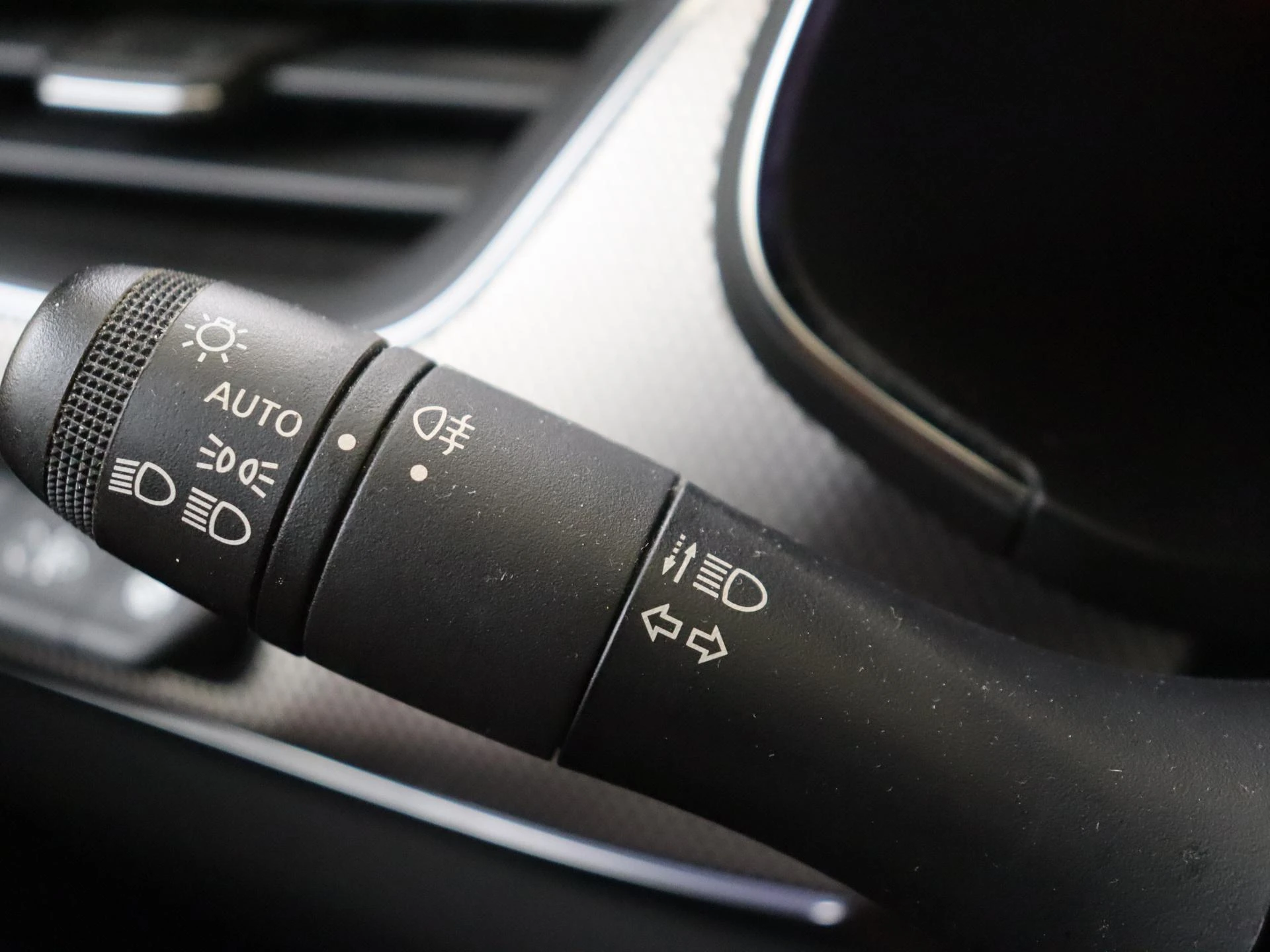 Renault-Arkana-image-23