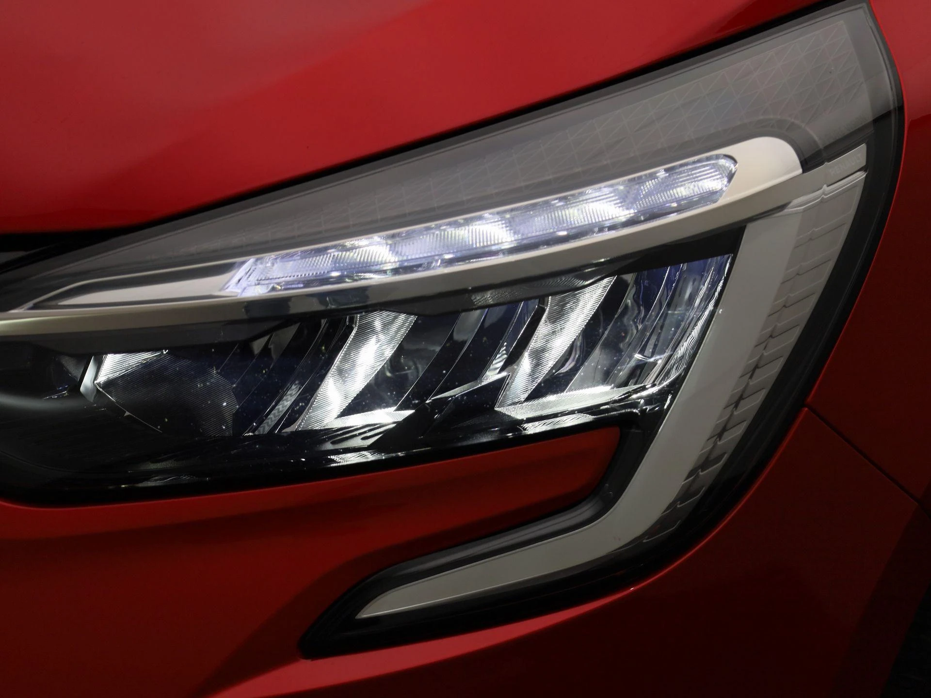 Renault-Clio-image-12