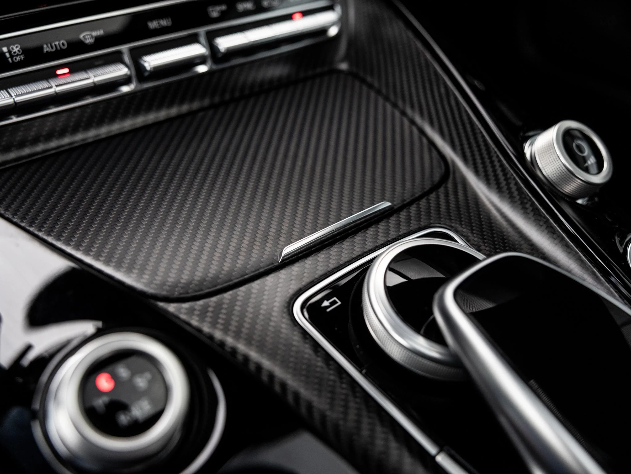 Mercedes-AMG-GT-image-41