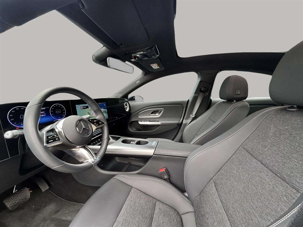 Mercedes-Benz-CLA-image-9