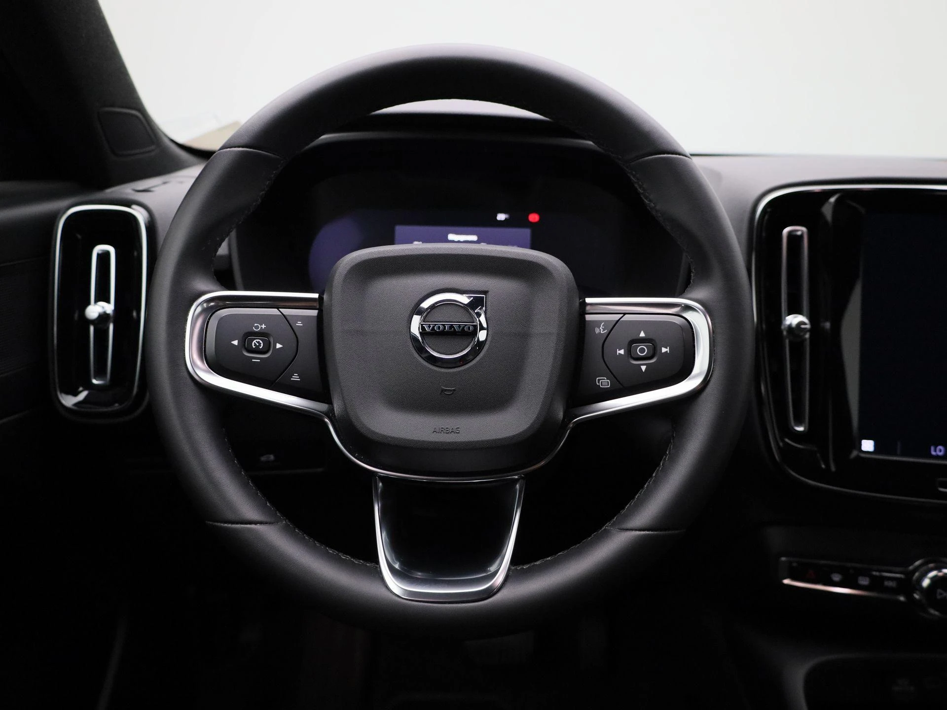 Volvo XC40 Recharge Core
