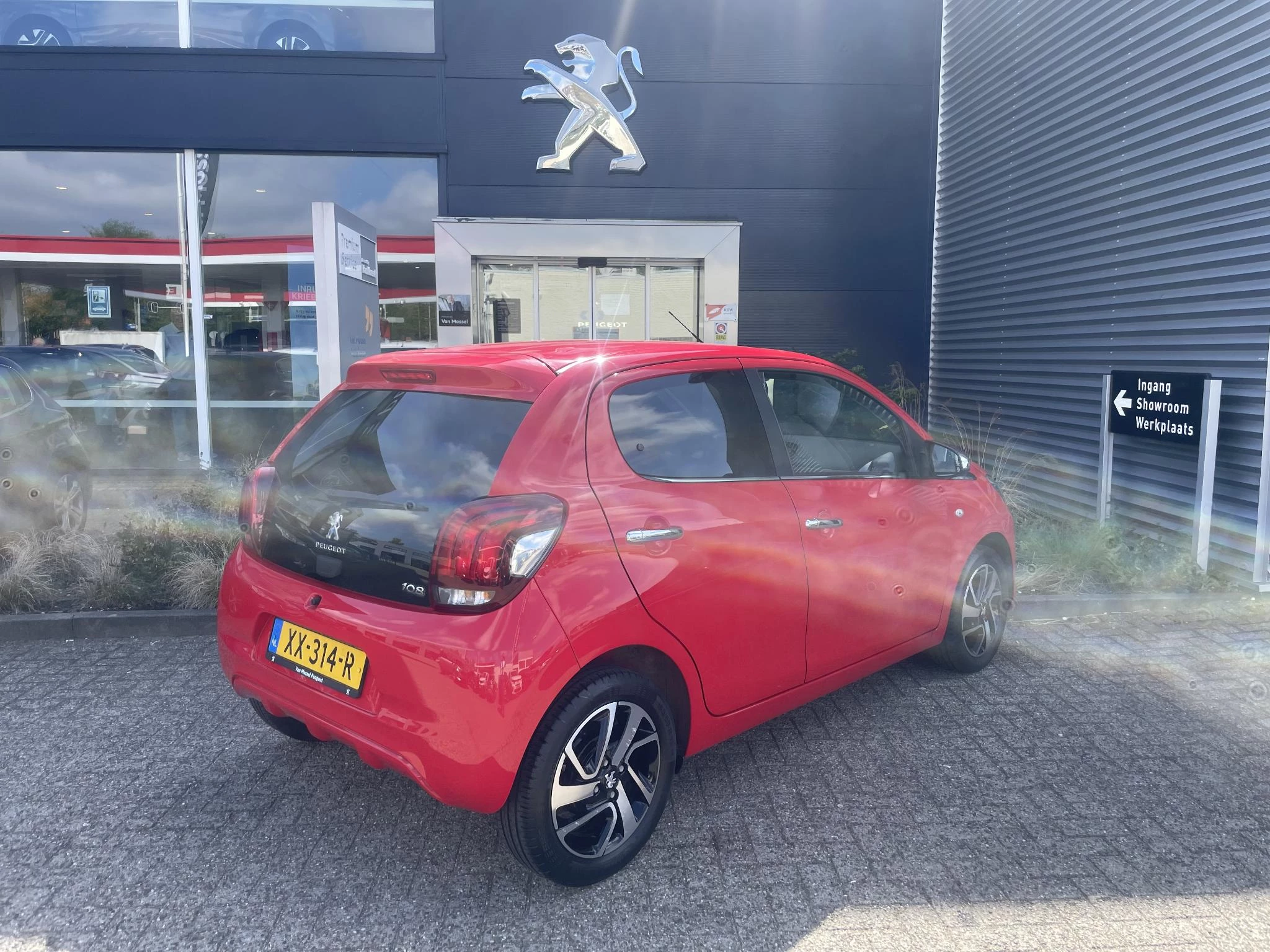 Peugeot 108 1.0 e-VTi Allure