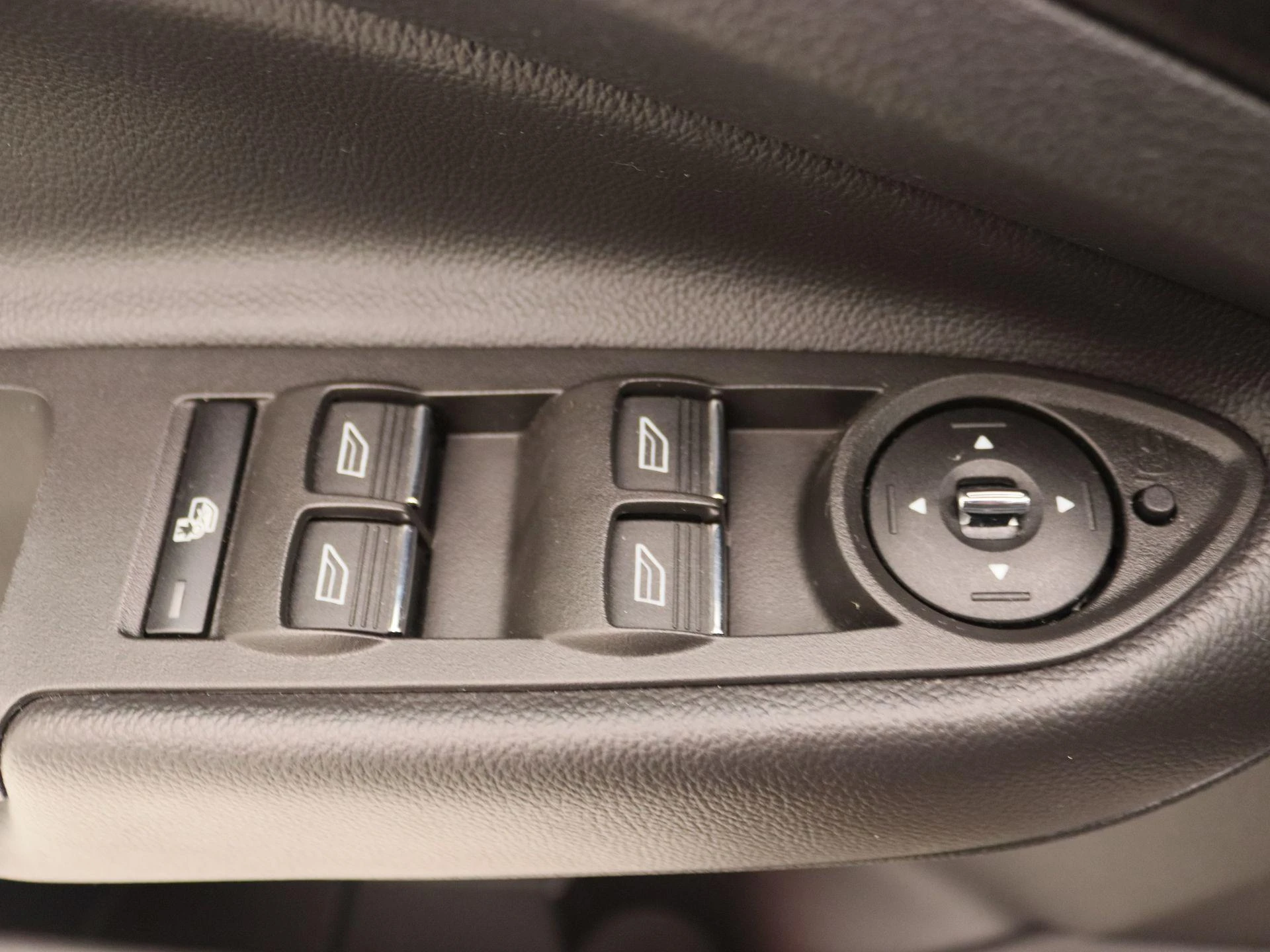 Ford-Kuga-image-22