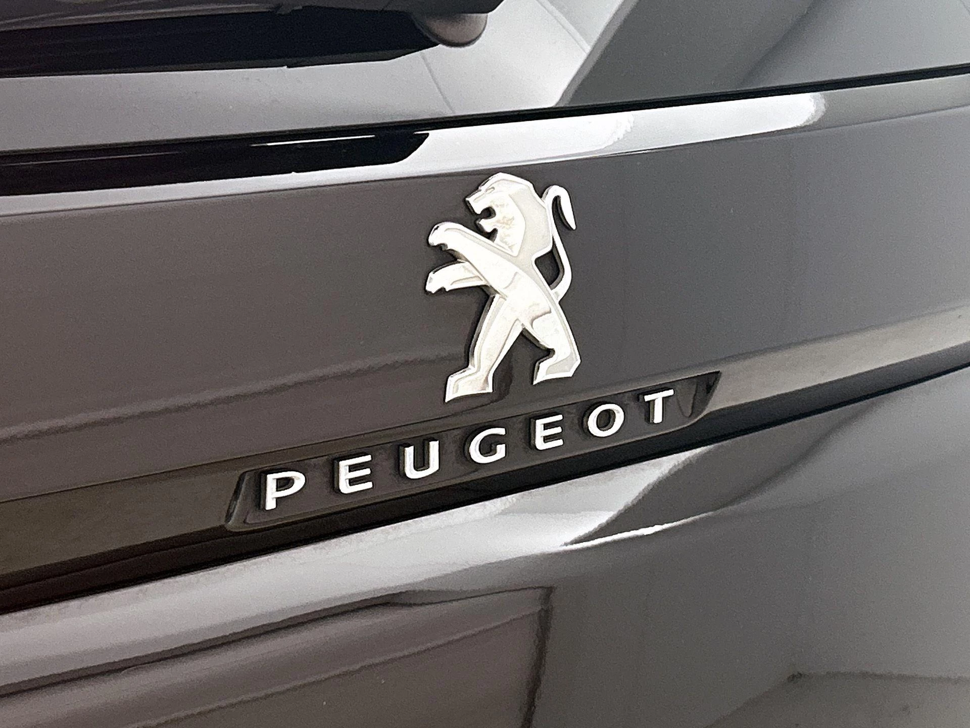 Peugeot-5008-image-24