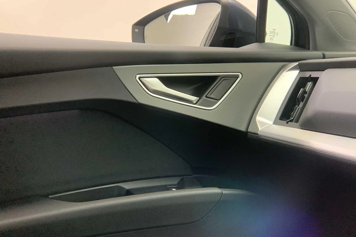 Audi-Q4 e-tron-image-20