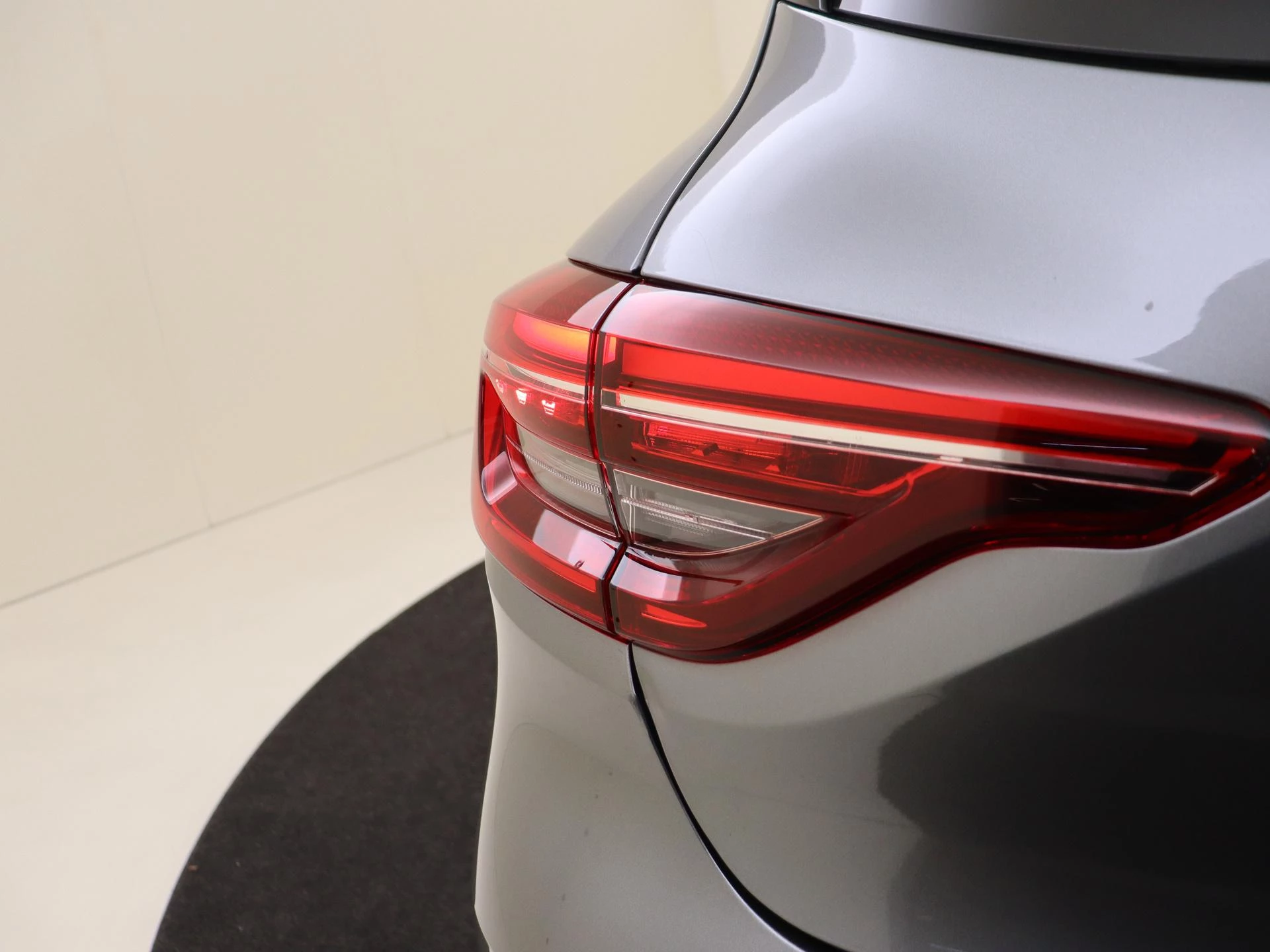 Renault-Clio-image-27