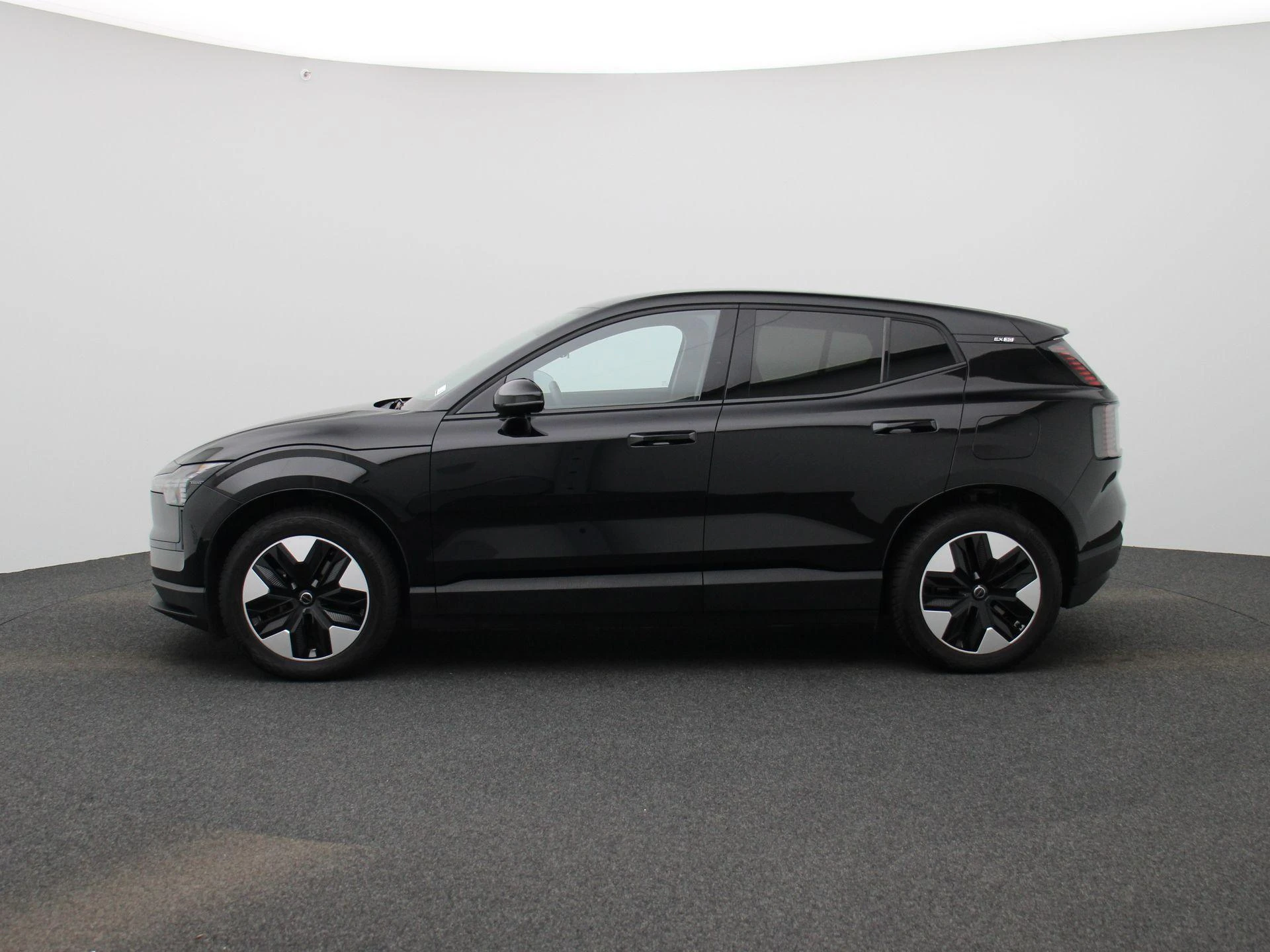 Volvo-EX30-image-4