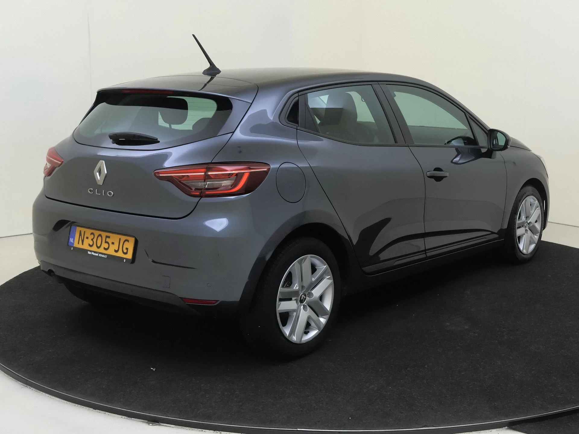 Renault-Clio-image-3