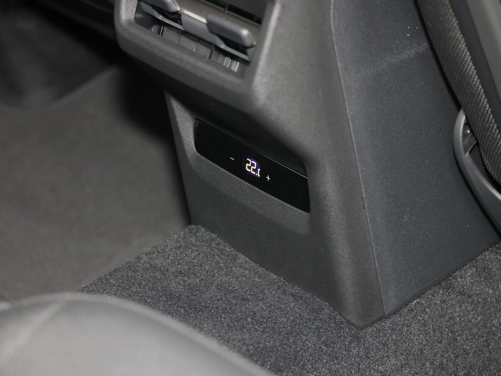 Audi-Q3-image-18
