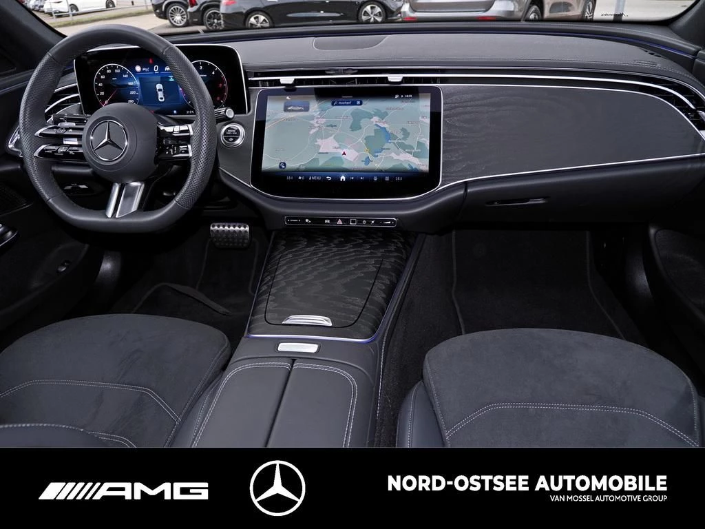 Mercedes-Benz E-Klasse 220 d AMG AHK MBUX LED SHZ KEYLESS-GO AMG Line