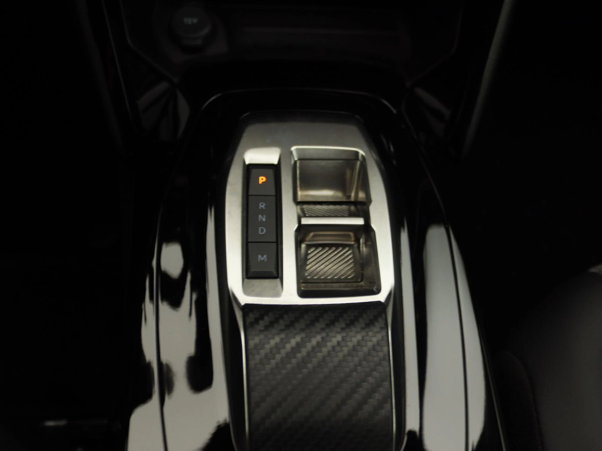Peugeot-2008-image-11