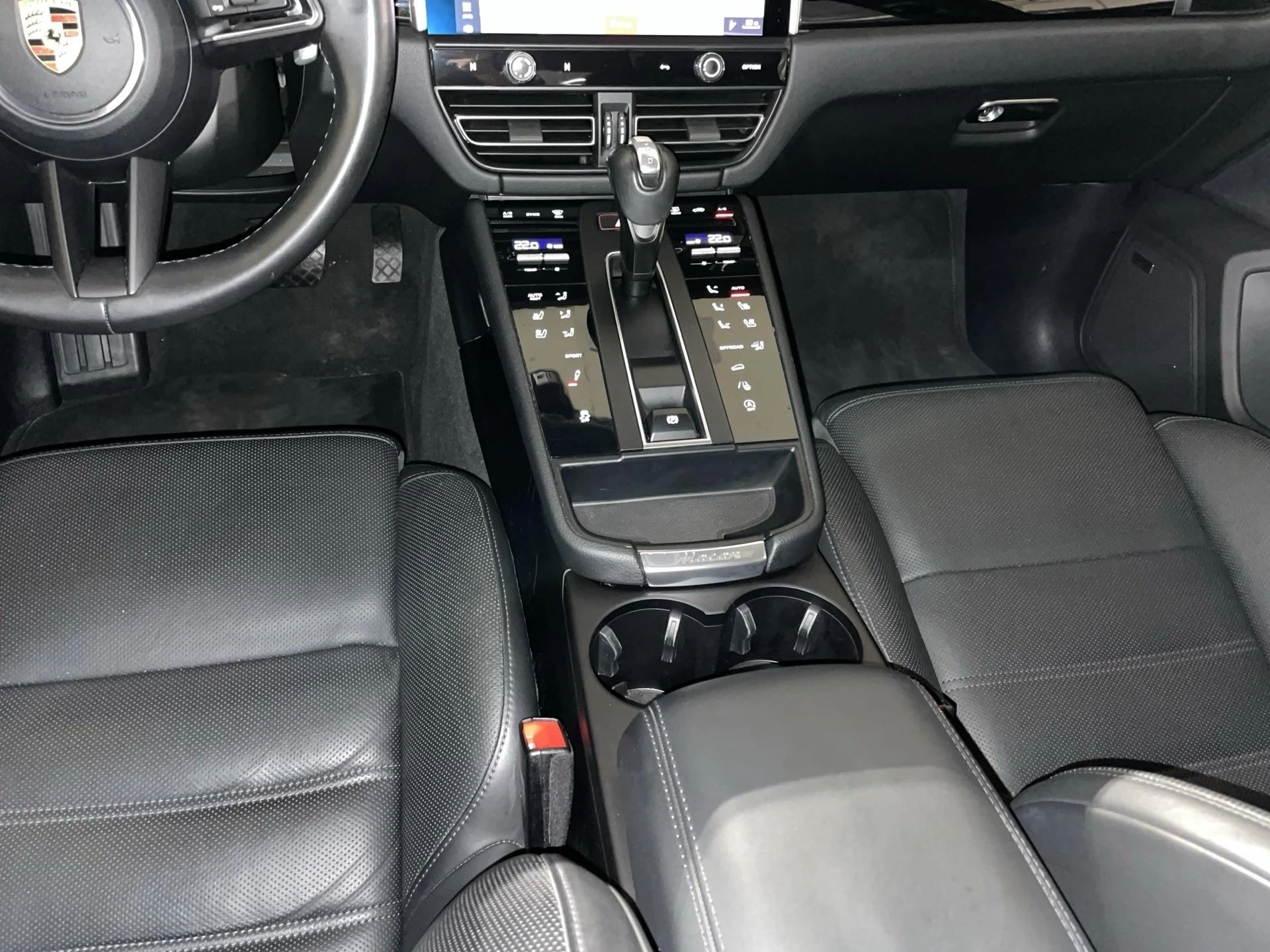 Porsche-Macan-image-9