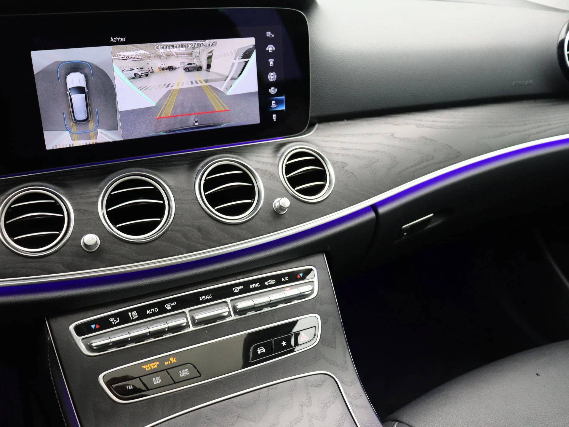 Mercedes-Benz Classe E 200 Business Solution Estate + LEDER + PANO DAK + BURMESTER + TREKHAAK +360VIEW