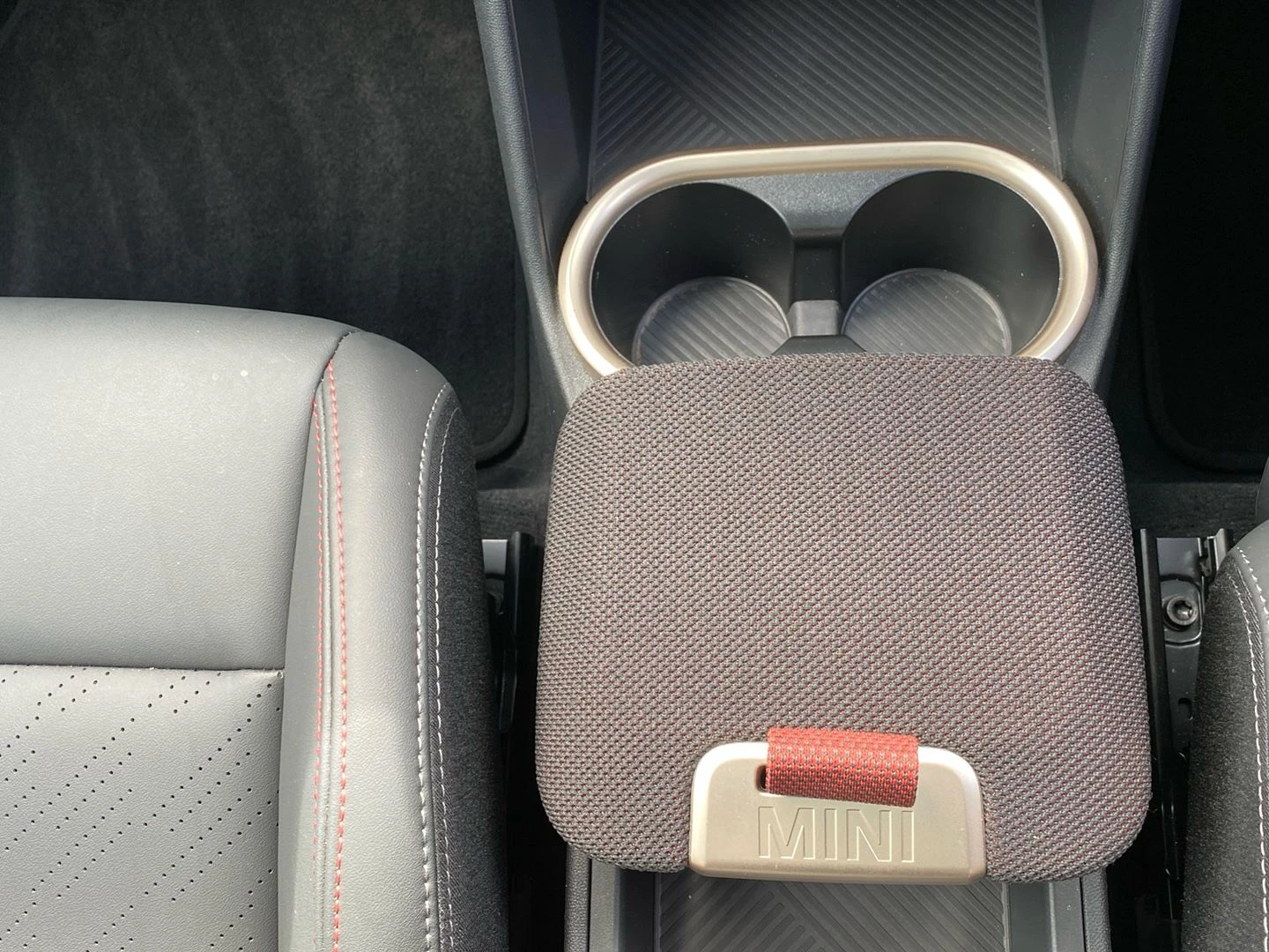 MINI-Countryman-image-11