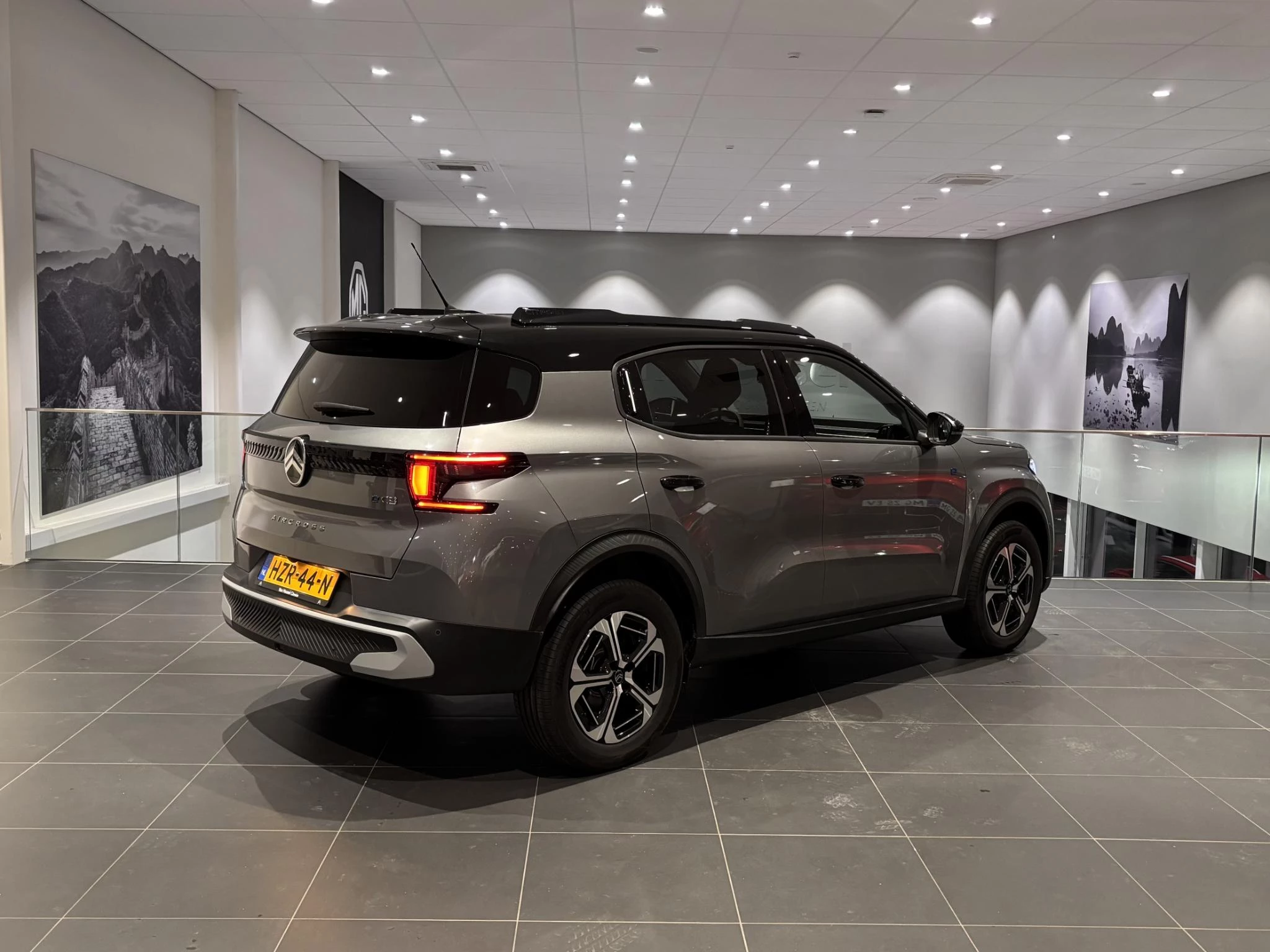 Citroën-ë-C3 Aircross-image-5