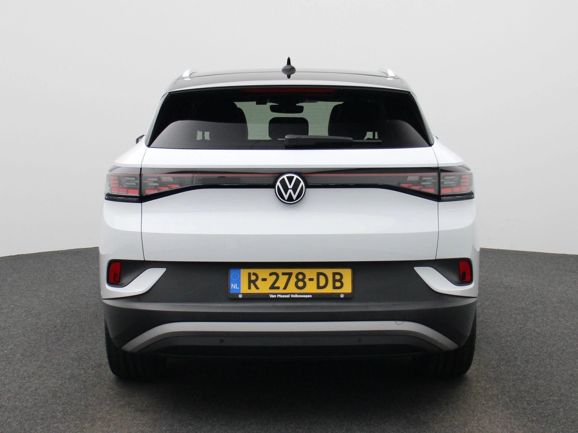 Volkswagen-ID.4-image-4